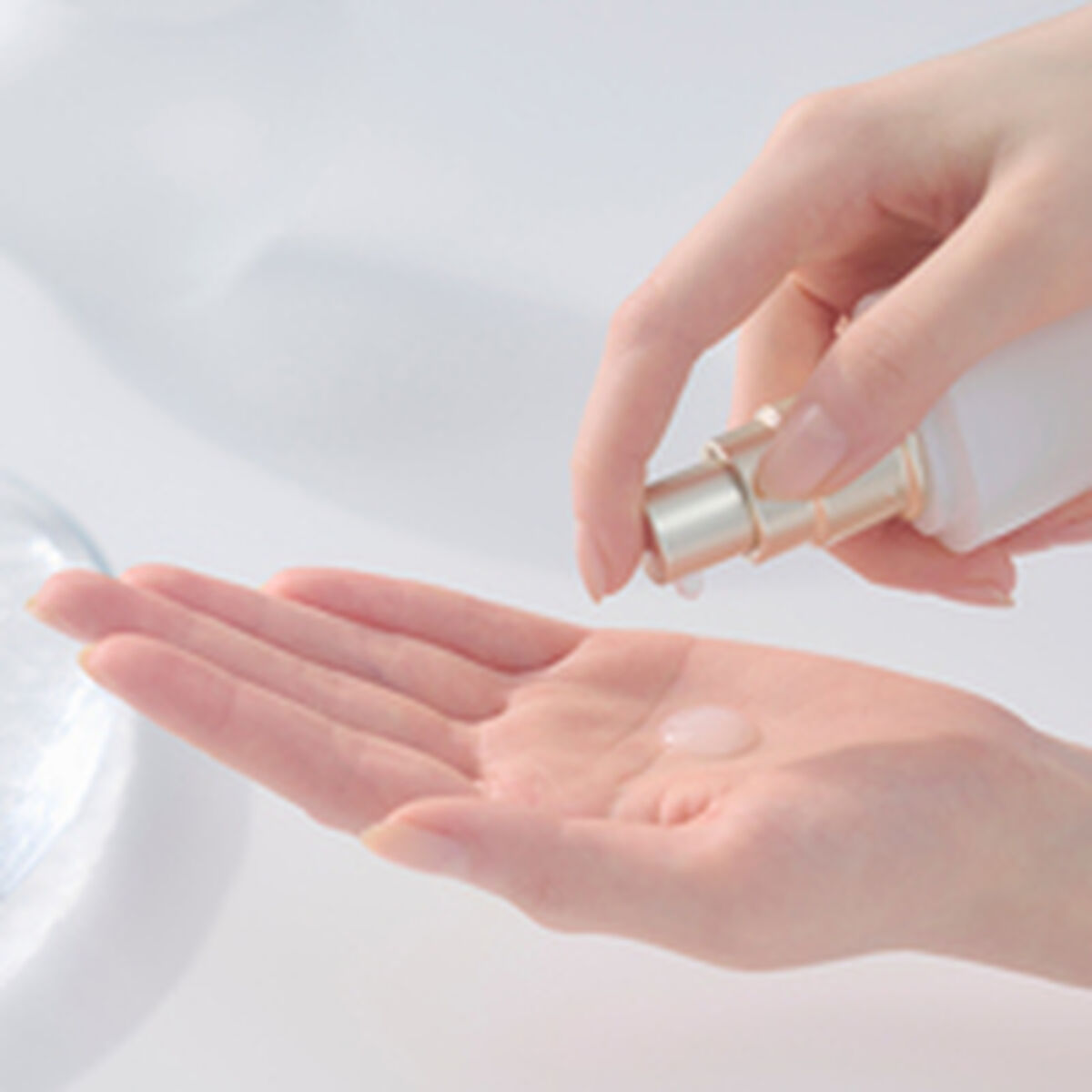 V2H98A00AFEF4E56E76CBB6CC1917A61BEDR5607835P6