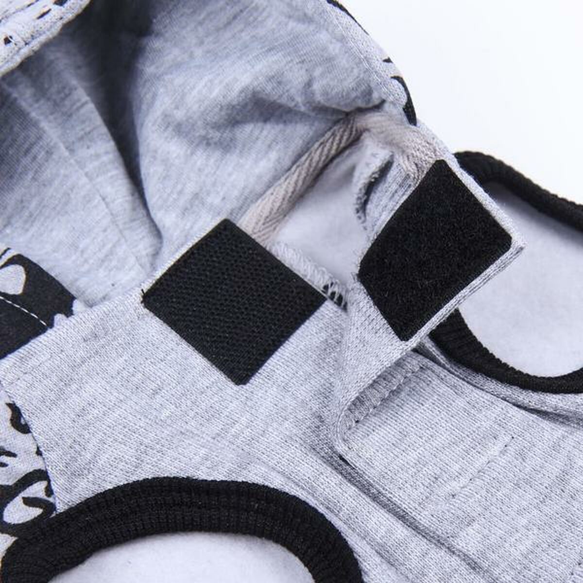 V2H41F996D35E4872FD6C3A2220F7C6B23ER4703403P3